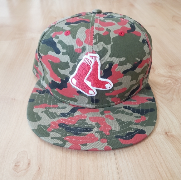 Genuine Merchandise Camo Red Sox Flat Brim Hat - Picture 2 of 7
